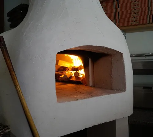 PIZZERA-FOURNEE-2